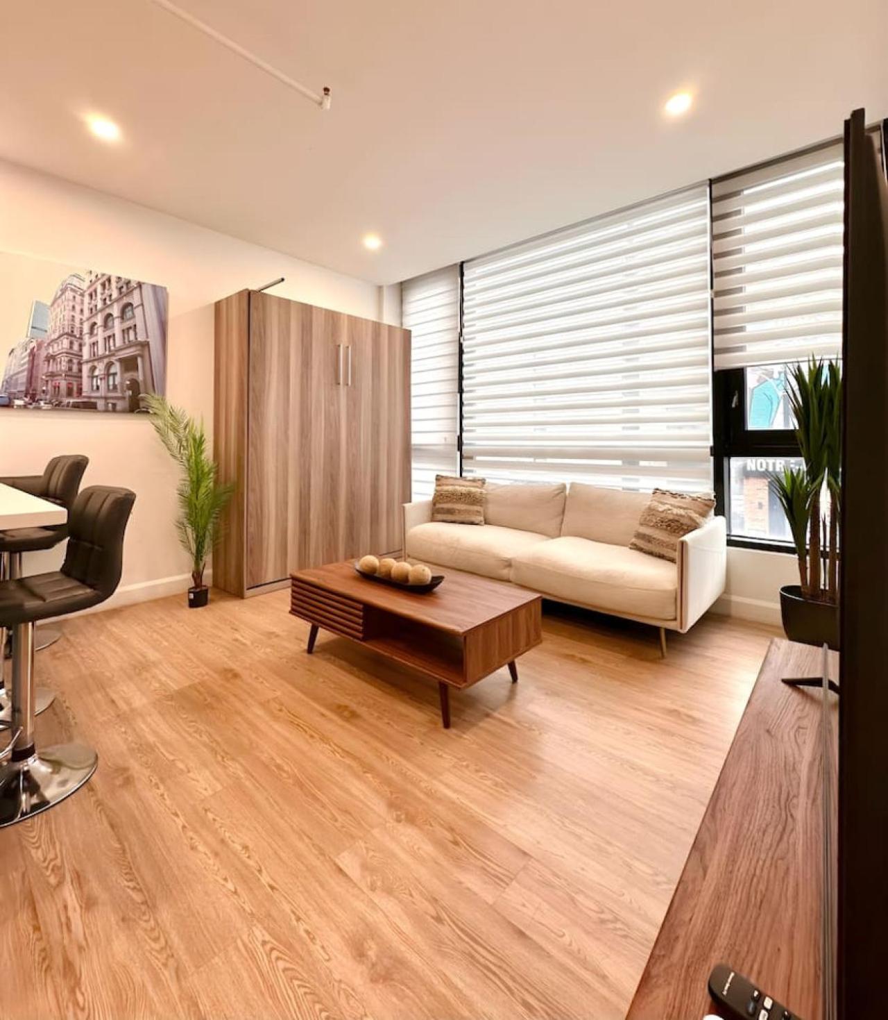 Cute 1bdr On Bishop St- Heart Of Mtl Zz9 Apartment Montreal